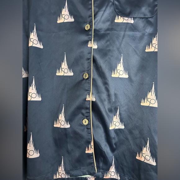 Disney World 50th Anniversary Women’s Satin Pajamas Set Sz M Castle Sleepwear - Picture 4 of 11